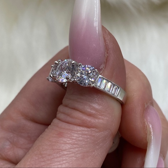 ❌ SOLD ❌18k white gold wedding 3 stone diamond ring 3 CT - Picture 15 of 16